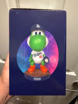 Yoshi bobble head