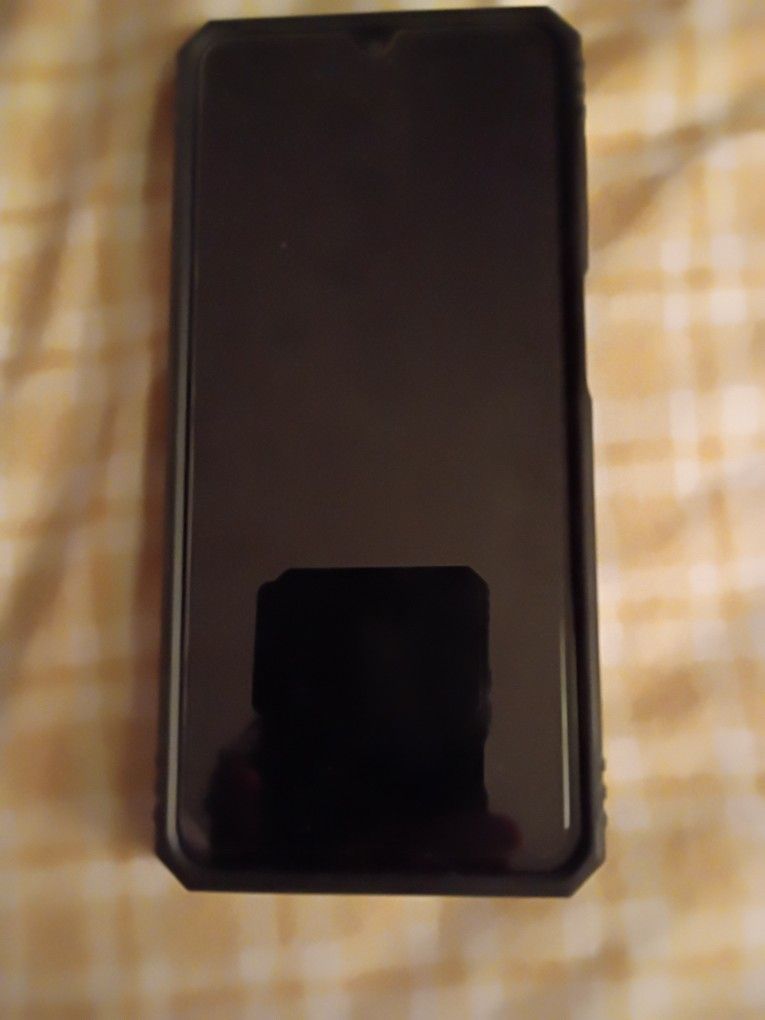 Almost New Samsung A32 UNLOCKED Android 13 Cellphone With 128GB MicroSD