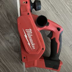 Milwaukee 2623-20 M18 18V 3-1/4-Inch Planer w/ Bevel/Edge Guide - Bare Tool $200