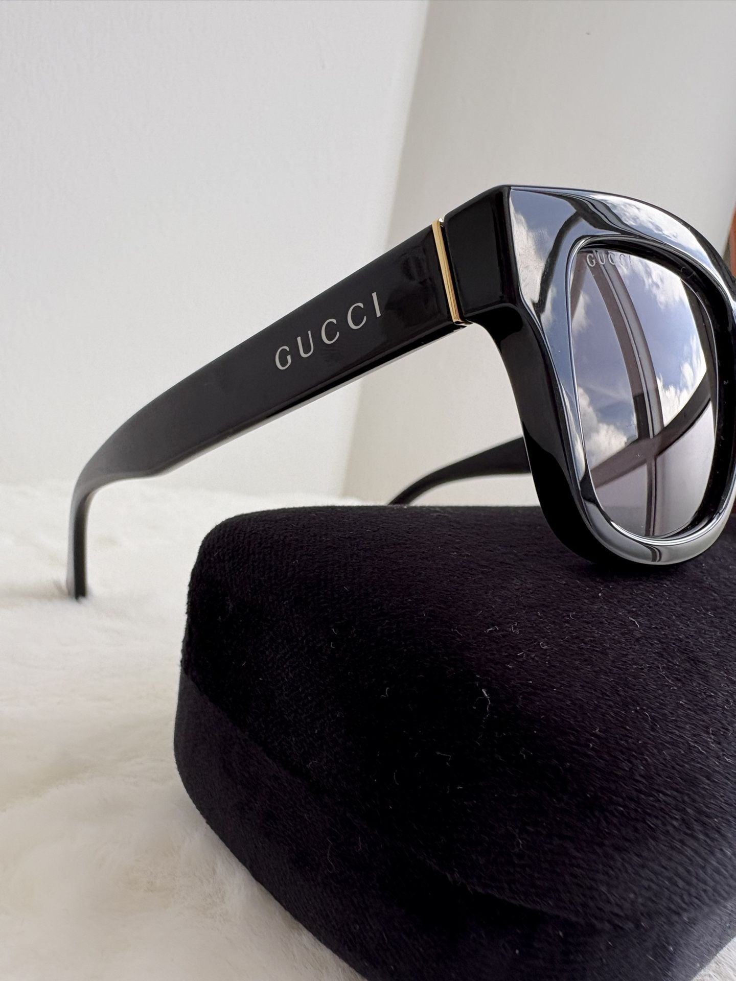 Gucci New Sunglasses ( Anteojos Gucci Nuevos )
