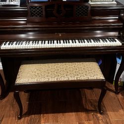 Vintage Piano