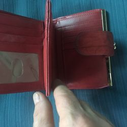 Lnew Ladies leather wallet change purse only $10 firm