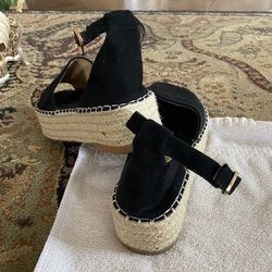 Black Sandals