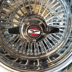 13x7 ZENITH WIRE WHEELS WITH 2 WING KNOCKOFFS COMPLETE WITH ADAPTERS AND HAMMER