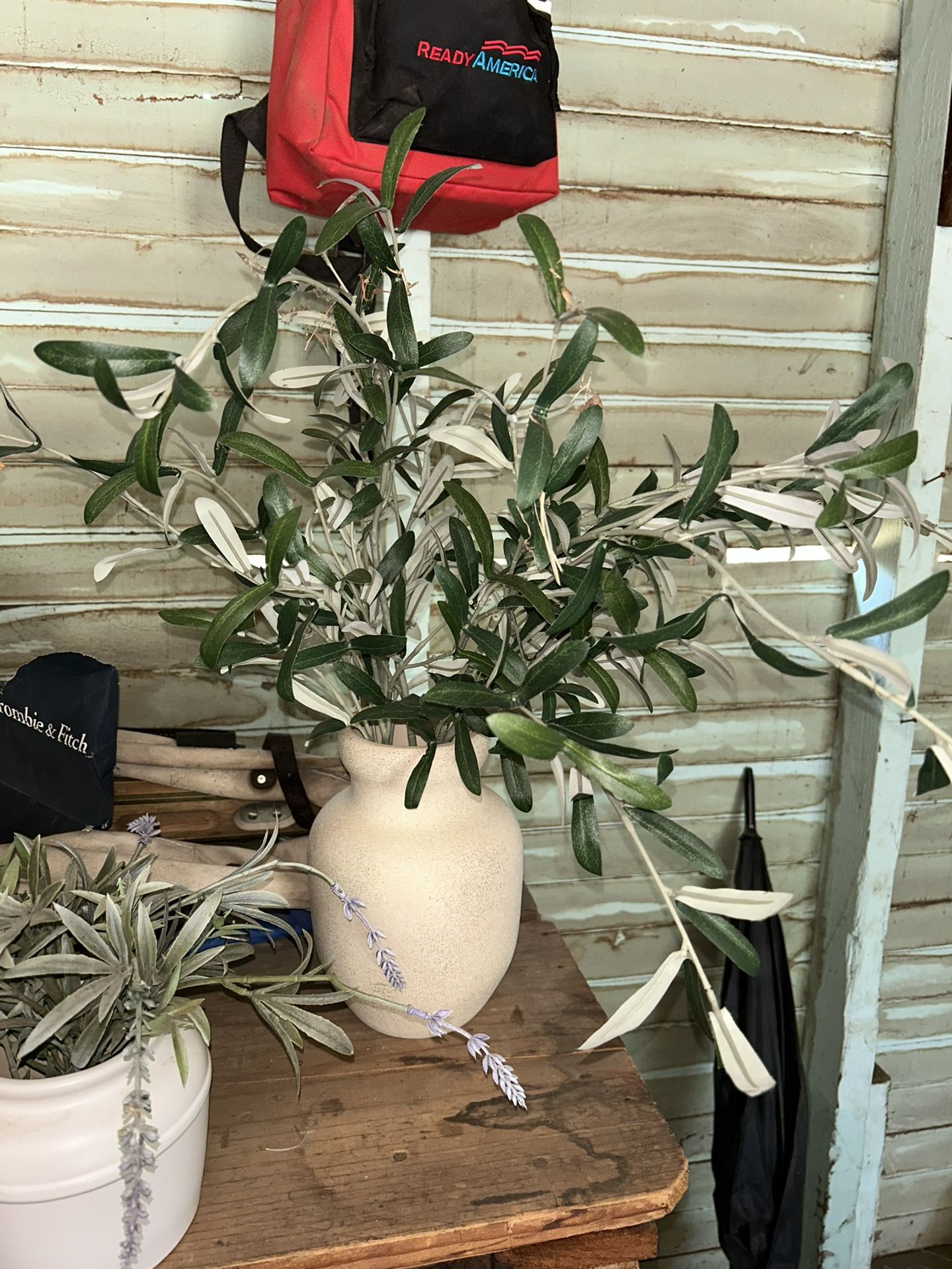 Threshold Artificial Plant