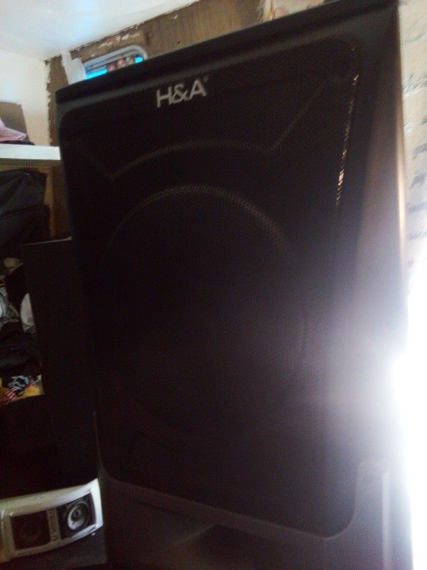 H&A  Bluetooth Party Speaker