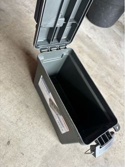 Ammo box