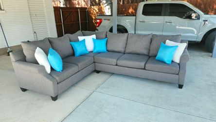 SECTIONAL SOFA GREAT CONDITION