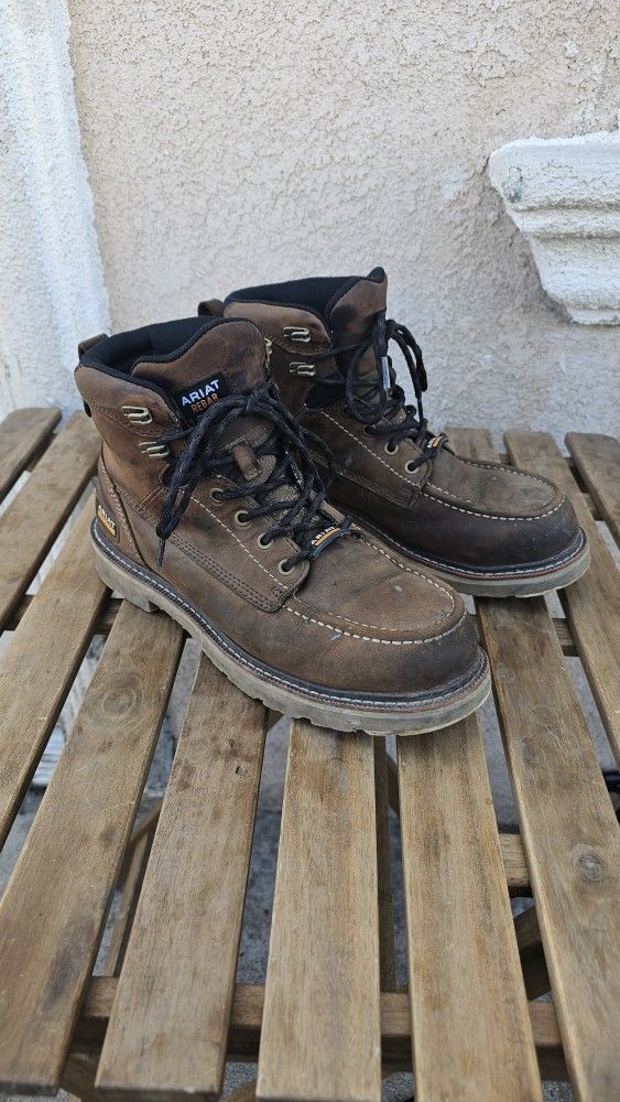 Size 9.5 D Ariat Work Boots Soft Toe