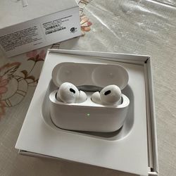 APPLE AirPods 2024 Negotiable 