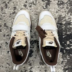 Travis Nike Zoom Field Jazz