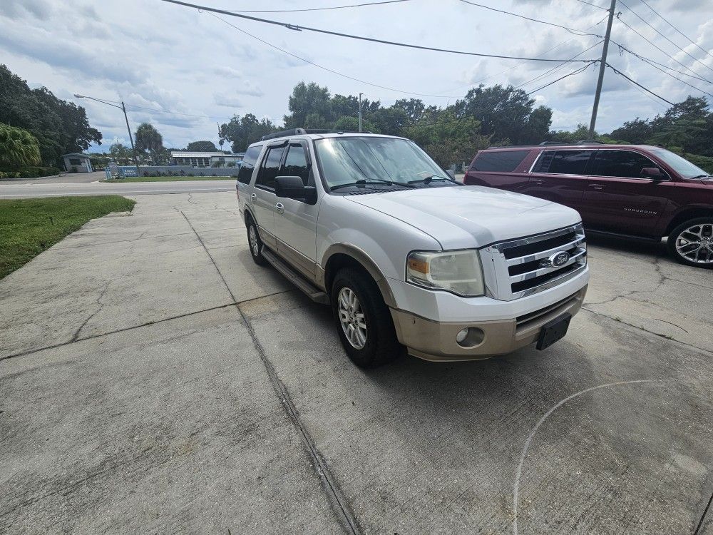 2013 Ford Expedition