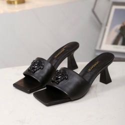Versace Women’s Heels With Box 2026 New