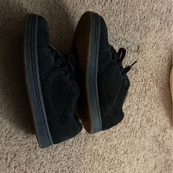 Es  Shoes Size 7