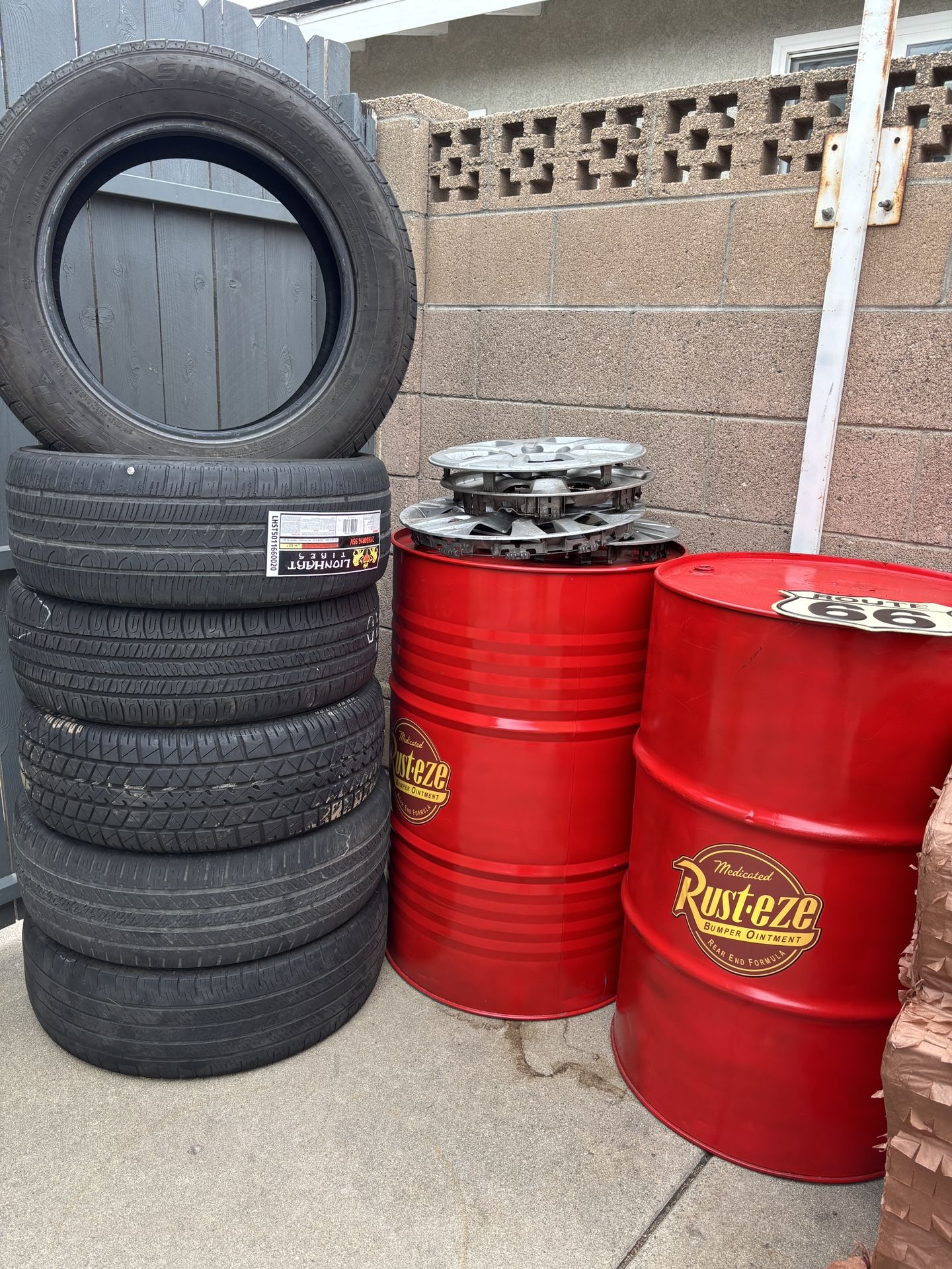 Rusteze Oil Barrels