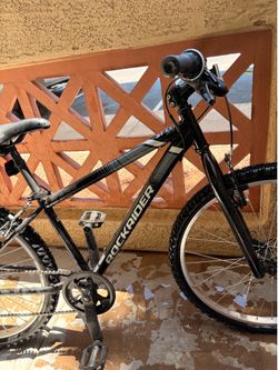Bicicleta Rockrider ST100 24”