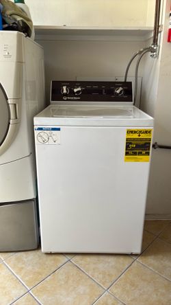 Speed Queen Commercial Washing Machine