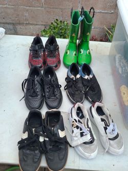 Boy shoes size 1 little kids
