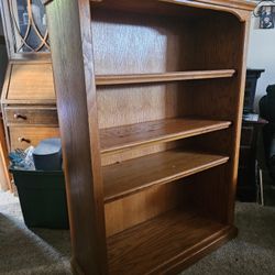 Adjustable Wooden Bookcase