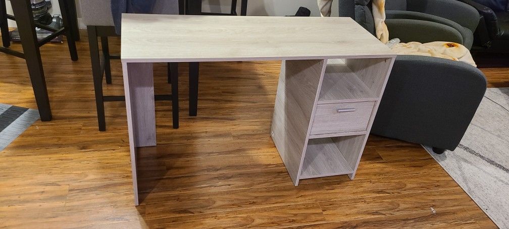 Small Desk