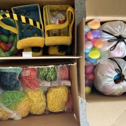 Easter (Baskets, Eggs, Easter Grass)