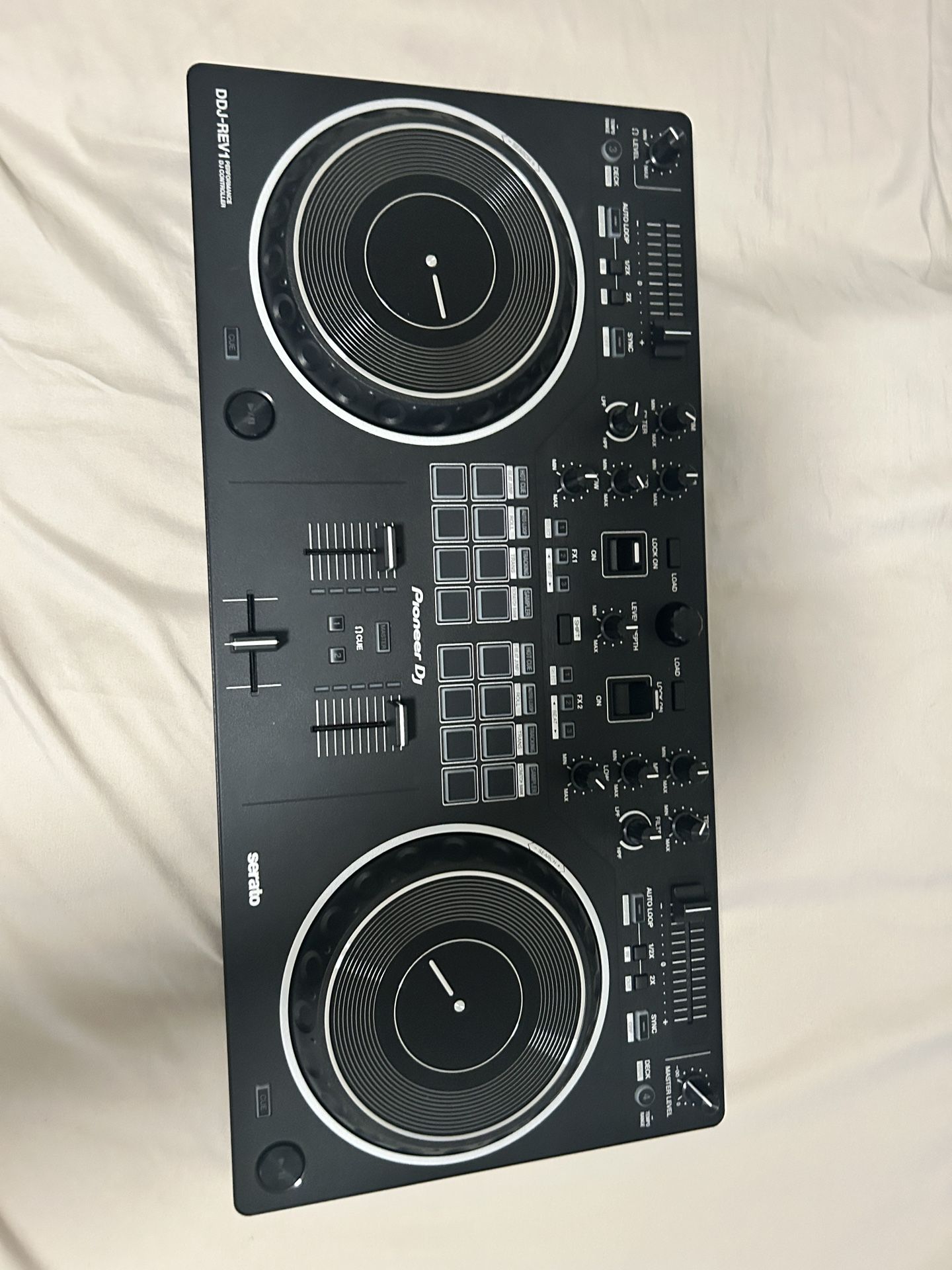 Pioneer DDJ-REV1