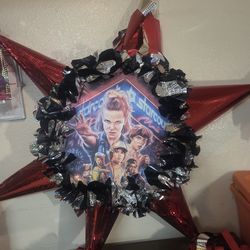 Pinata estrella stranger things