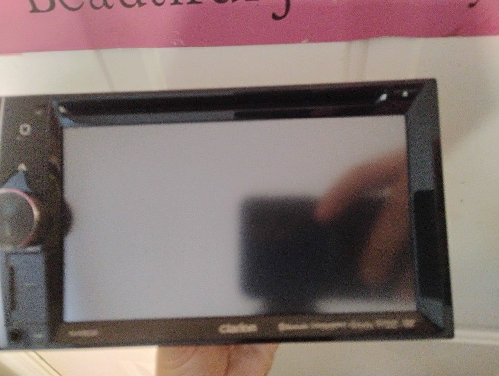 Clarion Nx602 Radio