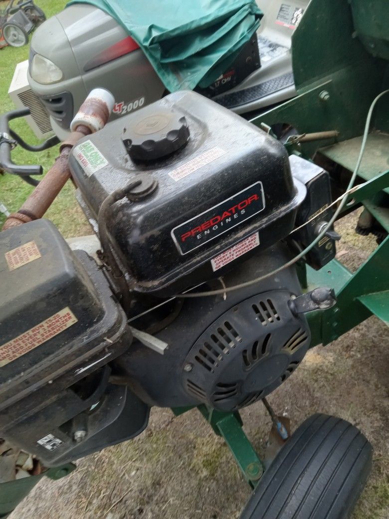 Racing 🚜 Tractor. 40 Plus.  8 Speed. New 420 Motor