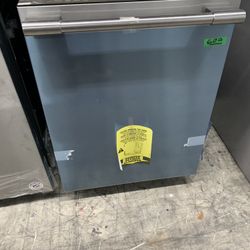 Frigidaire Professional Dishwasher In Stainless Steel New Open Box