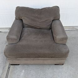 Brown One Seater Couch/ Free Delivery 
