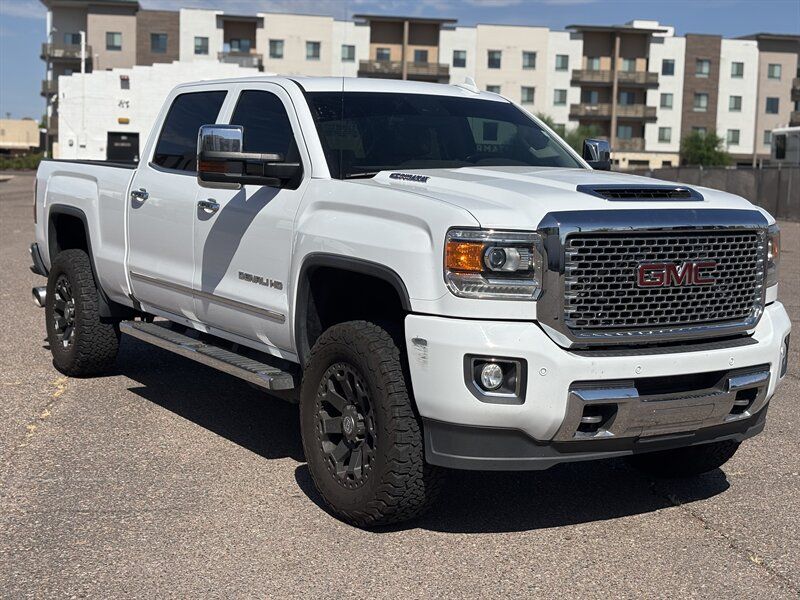 2017 GMC Sierra 2500 Denali LIFTED DIESEL TRUCK 4WD GMC SIERRA DENALI