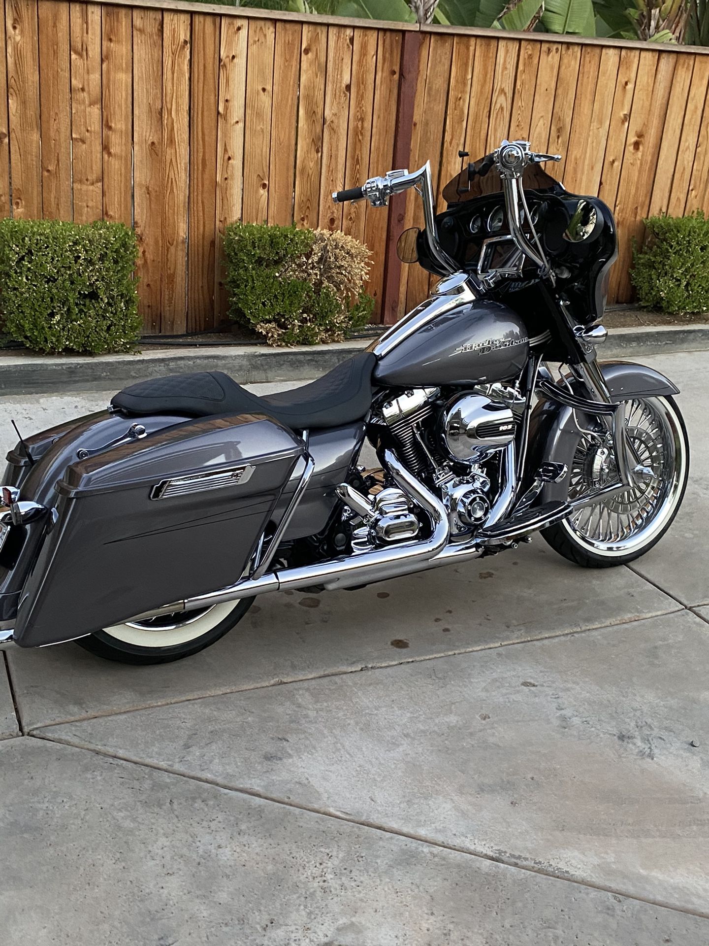 2015 HARLEY-DAVIDSON Streetglide Special