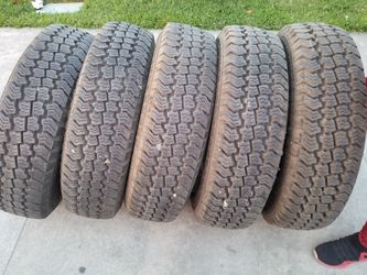 Tengo 5 llantas son de carga