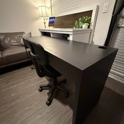 IKEA MICKE Desk - 55 7/8" Black-Brown