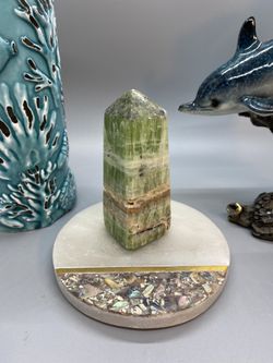 166 Gram Caribbean Pistachio Calcite Stone Obelisk Tower Crystal Specimen