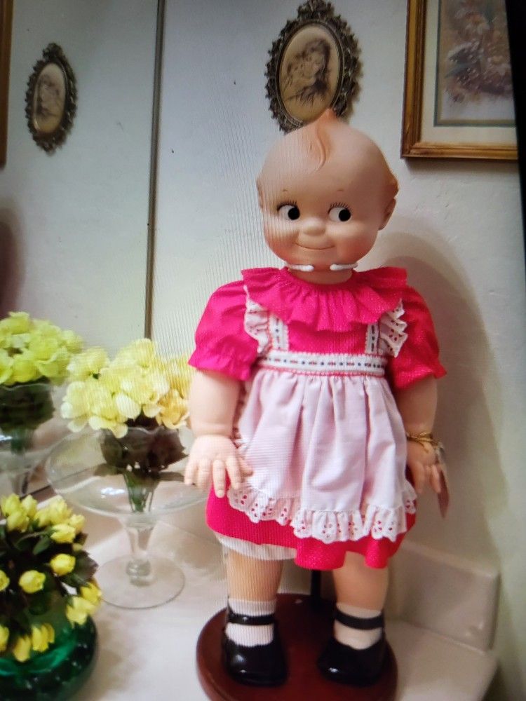 Large QB doll, perfect, very old.Heavy two hundred dollars or close offer with stand