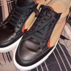 Burberry Lowtop Woman Shoes Size 38