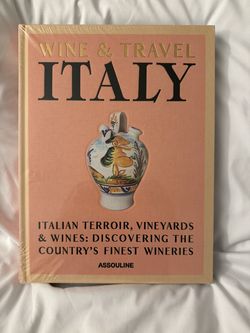 Wine and Travel Italy Coffer Table Book