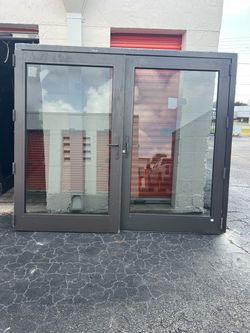 French door contra impacto