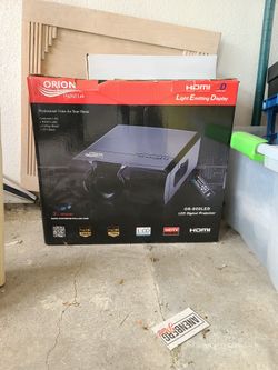 Orion OR 800 LED Digital Projector With Ceiling Mount