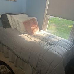Twin Bed 