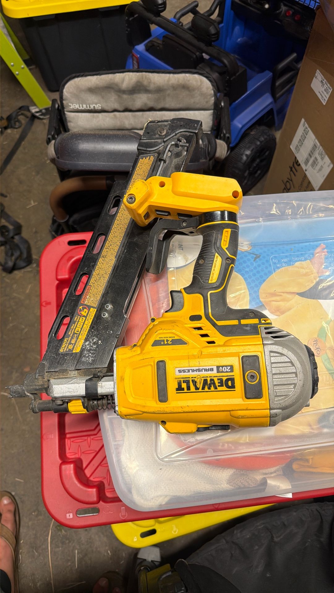 Dewalt Framing Nail Gun