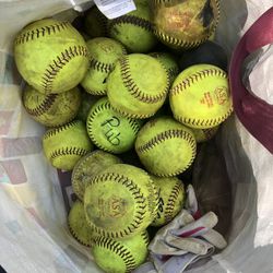10 Certified Softballs 