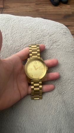 Nixon the corporal watch