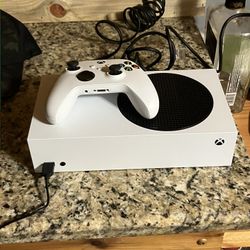 Xbox One Series S 