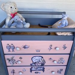 Baby Changing Table /dresser Alice In Wonderland 