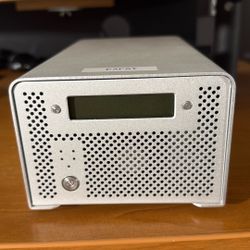 Caldigit  VR2  1TB  RAID 1   USB3 Backup Drive