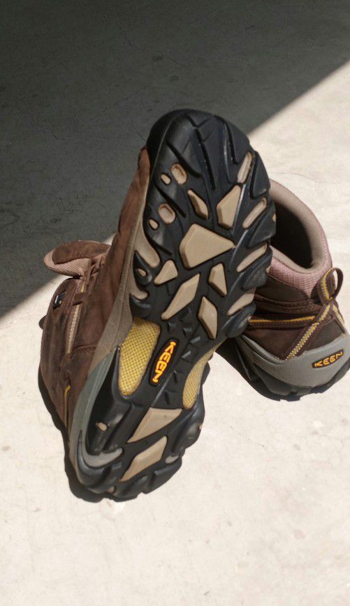 KEENE Targhee II Boots ...size 12 (11.5 US)....#1002375