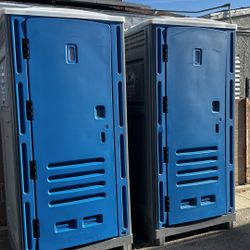 porta potty